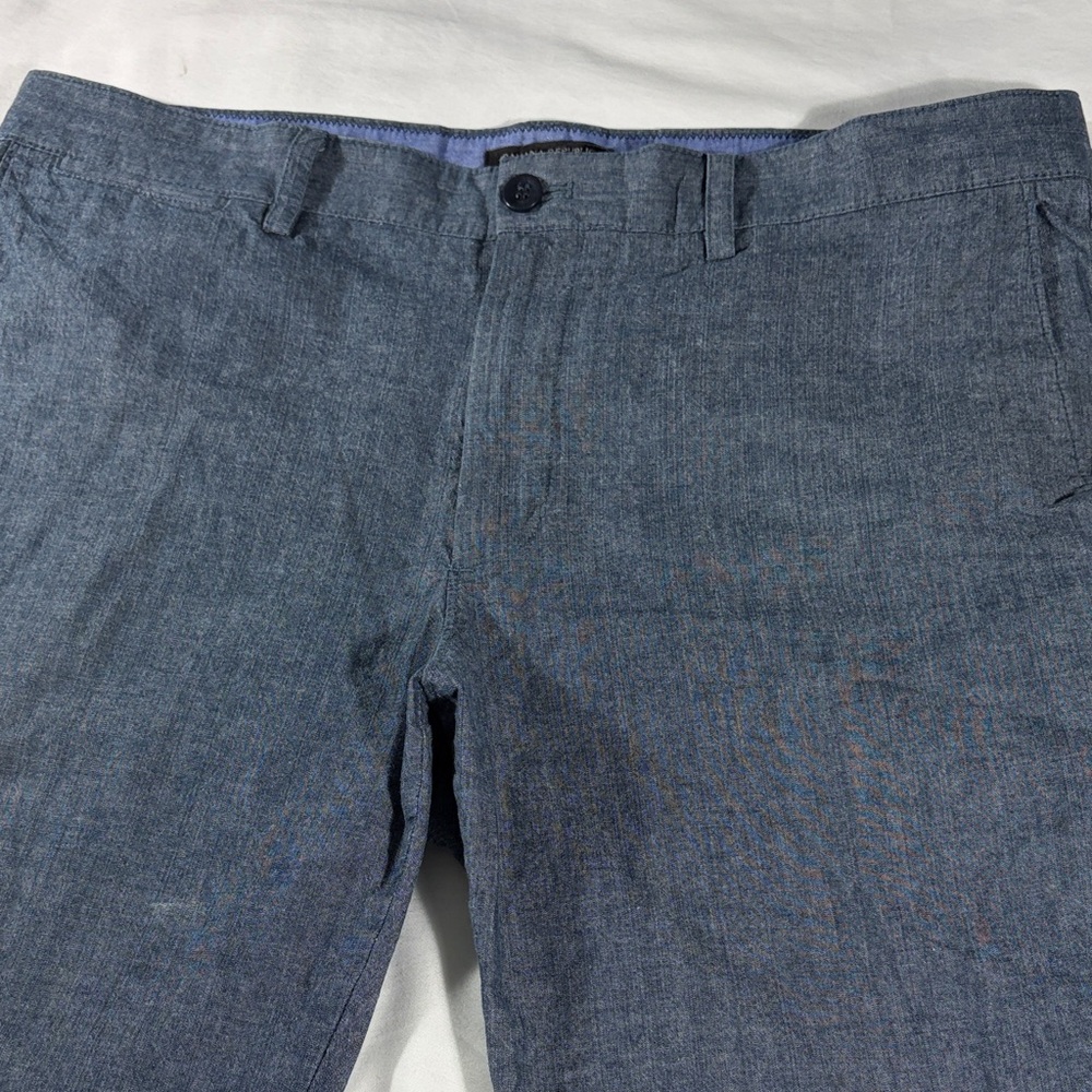 Banana Republic mens blue Aiden flat front 9.5" Bermuda shorts - size 35
